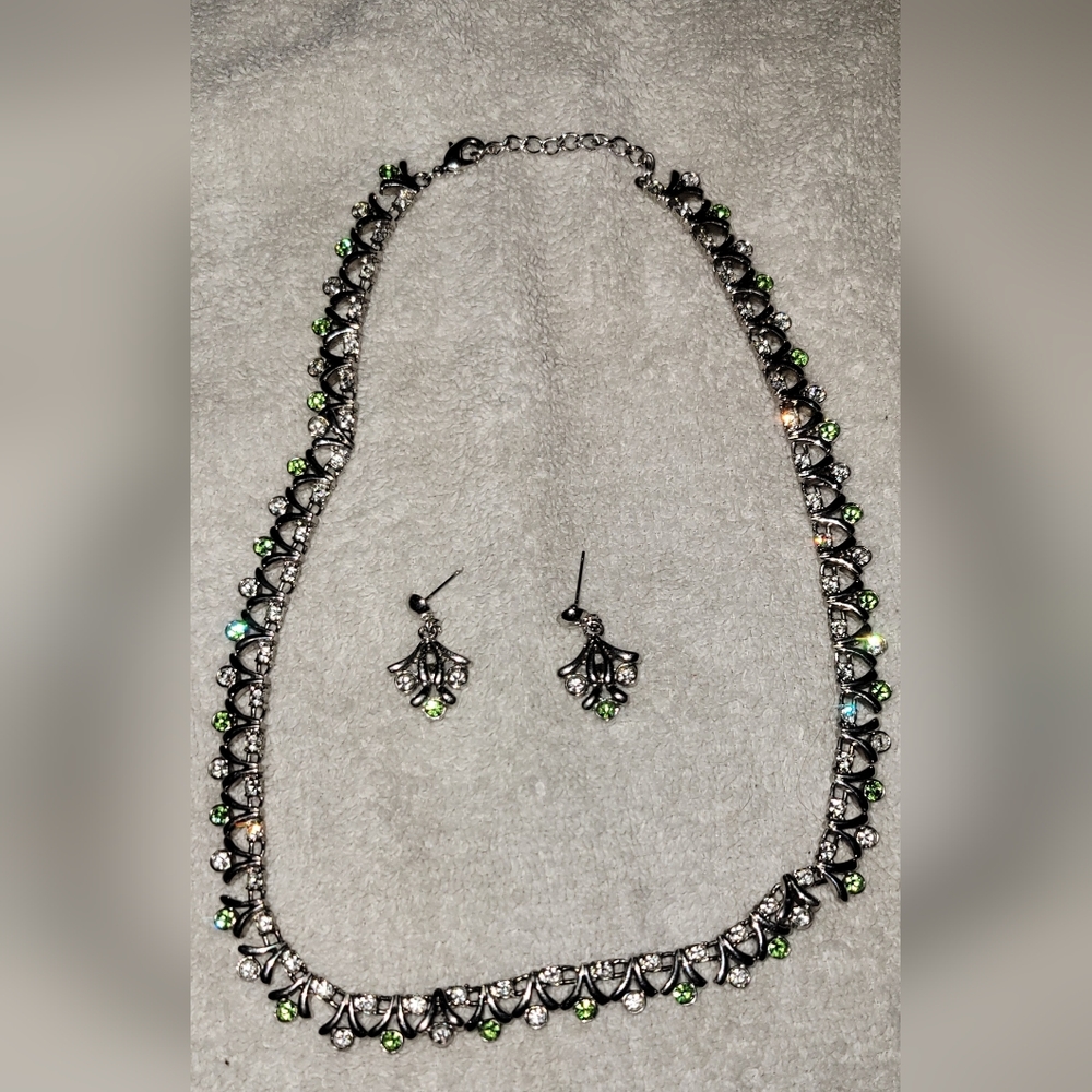 Matching Earrings and Necklace green and white
